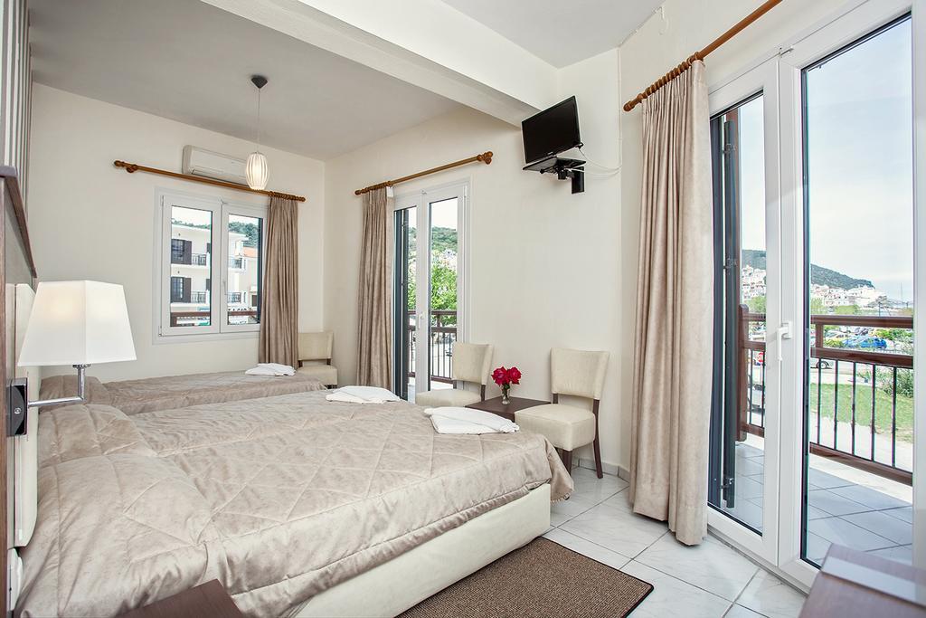 Akti Fine Rooms Skopelos Town Ruang foto